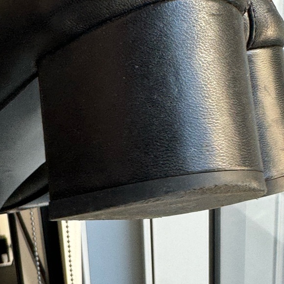 Everlane Black Italian Day Heel Size 8.5 (scratched and signs of wear) - Picture 11 of 13